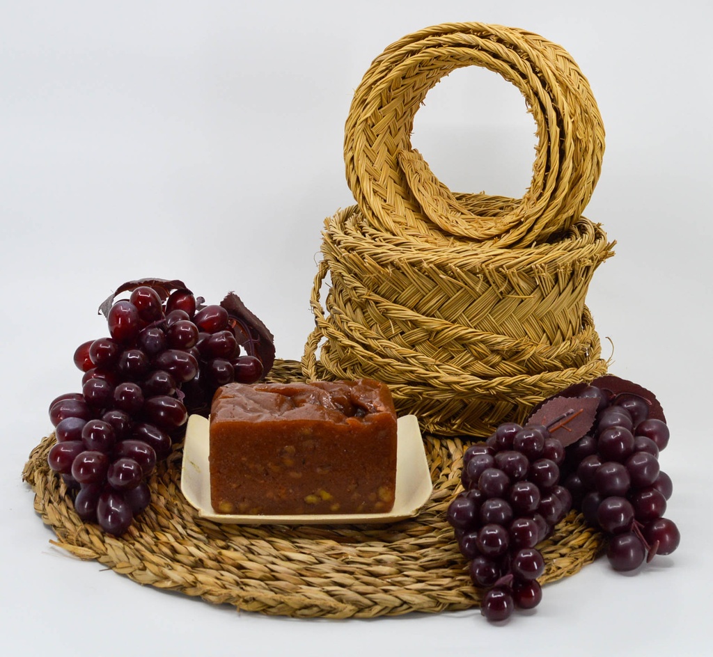 MEMBRILLO CON NUECES