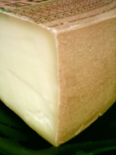 [QQ0244] Gruyère AOP (cuña 250 g)
